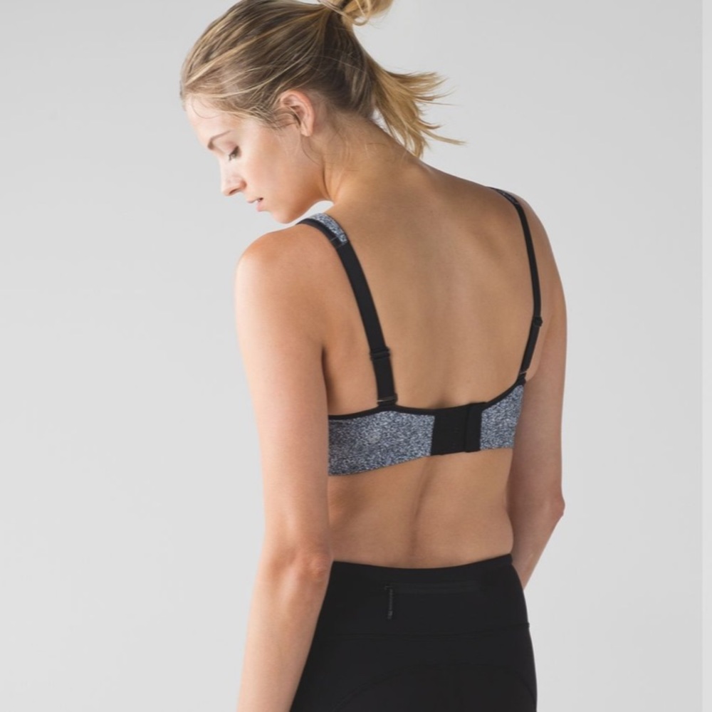 Lululemon Ta Ta Tamer III Sz 10 - Picture 3 of 9